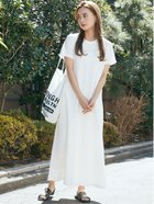 【コカ/COCA】のエンボス加工半袖マキシワンピース White|ID:prp329100003896871