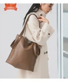 【ビームス ウイメン/BEAMS】の【2/23 9 59までポイント15倍】【ベストセラー】BEAURE * Ray BEAMS / 別注 2WAY バッグ ギフト プレゼント A4サイズ 仕事用 ビジネスバッグ レザートートバッグ セレモニー 卒園 卒業 入園 入学 大学生 新生活 人気、トレンドファッション・服の通販 founy(ファニー) ファッション Fashion レディースファッション Fashion for Women アウター Coat / Outerwear Collection トップス・カットソー Cut & Sew Tops ベスト&ジレ / 重ね着スタイル Vests & Gilets バッグ Bags ショート Short, Short Length シンプル Simple, Minimal スマート Smart, Elegant フォルム Silhouette, Form プリント Print, Printed Pattern ポケット Pocket, Pocket Detail 別注 Limited Edition, Custom Order ロング Long, Long-Length セレモニー Ceremony ギフト プレゼント Gift / Present 入学式 Entrance Ceremony 卒業式 Graduation Ceremony ビジネス 仕事 通勤 Business / Work / Commuting thumbnail BROWN|ID: prp329100003913286 ipo3291000000036090714