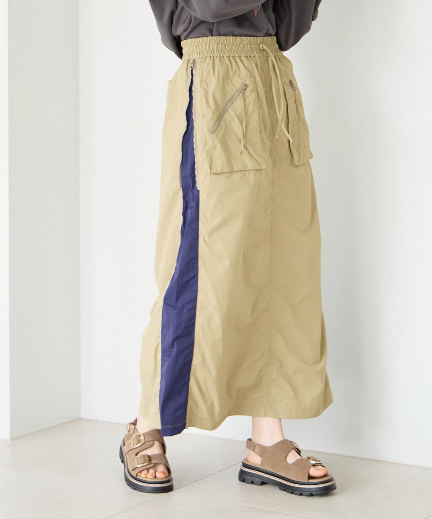 【ベイフロー/BAYFLOW】のサイドジップで調整可能 ラインジップスカート インテリア・キッズ・メンズ・レディースファッション・服の通販 founy(ファニー) 　ファッション　Fashion　レディースファッション　WOMEN　スカート　Skirt　おすすめ　Recommend　サイドジップ　Side Zip　ジップ　Zip　スウェット　Sweat　デニム　Denim　トレンド　Trend　フロント　Front　ポケット　Pocket　ベージュ55|ID: prp329100003926683 ipo3291000000026214564