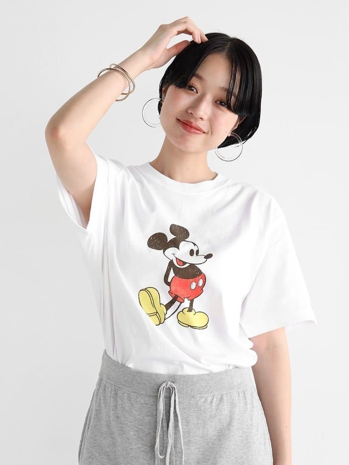 【ヴァン/Vin】のMickey プリントTシャツ インテリア・キッズ・メンズ・レディースファッション・服の通販 founy(ファニー) https://founy.com/ ファッション Fashion レディースファッション WOMEN トップス・カットソー Tops/Tshirt シャツ/ブラウス Shirts/Blouses ロング / Tシャツ T-Shirts おすすめ Recommend キャラクター Character ジャケット Jacket デニム Denim フェミニン Feminine フレア Flare プリント Print ボトム Bottom ヴィンテージ Vintage |ID: prp329100004051653 ipo3291000000028846531