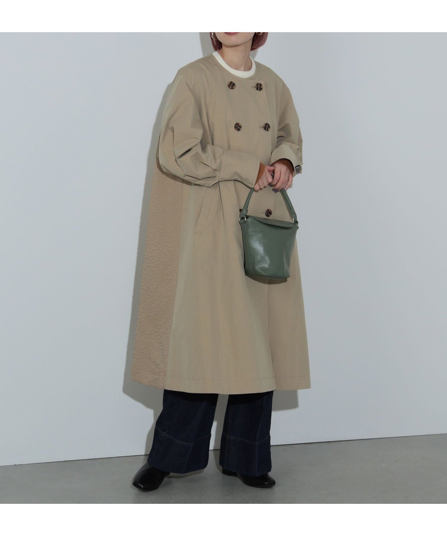 【ビームス ハート/BEAMS HEART】の後ろ切替 ノーカラー ロングコート 人気、トレンドファッション・服の通販 founy(ファニー) 　ファッション　Fashion　レディースファッション　WOMEN　アウター　Coat Outerwear　コート　Coats　ウェーブ　Wave　カフス　Cuffs　切替　Switching　シンプル　Simple　スタイリッシュ　Stylish　スタンド　Stand　ストレート　Straight　タートルネック　Turtleneck　ロング　Long　A/W・秋冬　Aw・Autumn/Winter・Fw・Fall-Winter　おすすめ　Recommend　 other-1|ID: prp329100004055205 ipo3291000000028738643