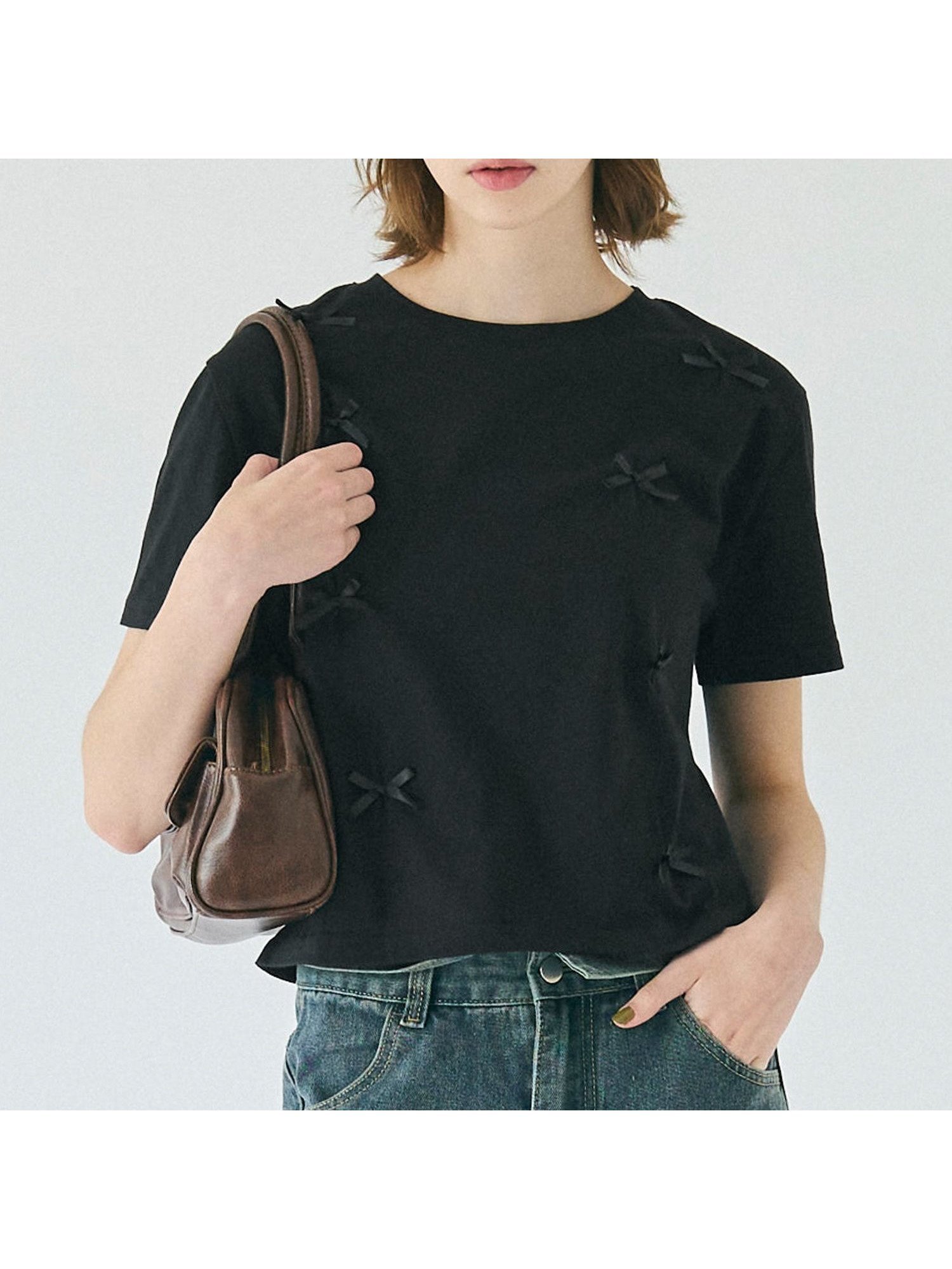 【コカ/COCA】のコットンリボンTシャツ インテリア・キッズ・メンズ・レディースファッション・服の通販 founy(ファニー) 　ファッション　Fashion　レディースファッション　WOMEN　トップス・カットソー　Tops/Tshirt　シャツ/ブラウス　Shirts/Blouses　ロング / Tシャツ　T-Shirts　おすすめ　Recommend　なめらか　Smooth　カットソー　Cut And Sew　カーゴパンツ　Cargo Pants　コンパクト　Compact　ショート　Short　デニム　Denim　バレエ　Ballet　ポケット　Pocket　リボン　Ribbon　定番　Standard　Black|ID: prp329100004059107 ipo3291000000028199034