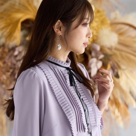 【ローズティアラ/Rose Tiara】のヨーク切替チュニック 人気、トレンドファッション・服の通販 founy(ファニー) ファッション Fashion レディースファッション WOMEN トップス・カットソー Tops/Tshirt とろみ Thickness チュニック Tunic プリーツ Pleats ヨーク Yoke リボン Ribbon エレガント 上品 Elegant 人気 Popularity 切替 Switching 定番 Standard |ID:prp329100004065565