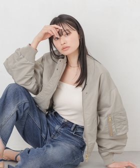 【ナノ ユニバース/nano universe】のナイロンツイルMA-1ブルゾン 人気、トレンドファッション・服の通販 founy(ファニー) ファッション Fashion レディースファッション WOMEN アウター Coat Outerwear ブルゾン Blouson/Jackets MA-1 MA-1 ギャザー Gather 切替 Switching ショルダー Shoulder ショート Short トレンド Trend ドロップ Drop バランス Balance フェミニン Feminine ブルゾン Blouson ミリタリー Military ワイド Wide おすすめ Recommend エレガント 上品 Elegant |ID:prp329100004067531