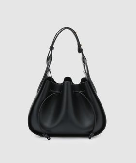 【ロペ/ROPE'】の【24AW新色追加】Amelie Bag (アメリ バッグ)【メディア掲載】【一部店舗限定】 人気、トレンドファッション・服の通販 founy(ファニー) 雑誌掲載アイテム Magazine Items ファッション雑誌 Fashion Magazines インレッド InRed オトナミューズ otona MUSE ファッション Fashion レディースファッション WOMEN 秋 Autumn/Fall 3月号 March Issue 4月号 April Issue ショルダー Shoulder 雑誌 Magazine 定番 Standard 8月号 August Issue ハンドバッグ Handbag フォルム Form プリント Print ポケット Pocket マグネット Magnet モチーフ Motif 冬 Winter 2024年 2024 2024-2025秋冬・A/W Aw/Autumn/Winter/Fw/Fall/2024-2025 |ID:prp329100004069187