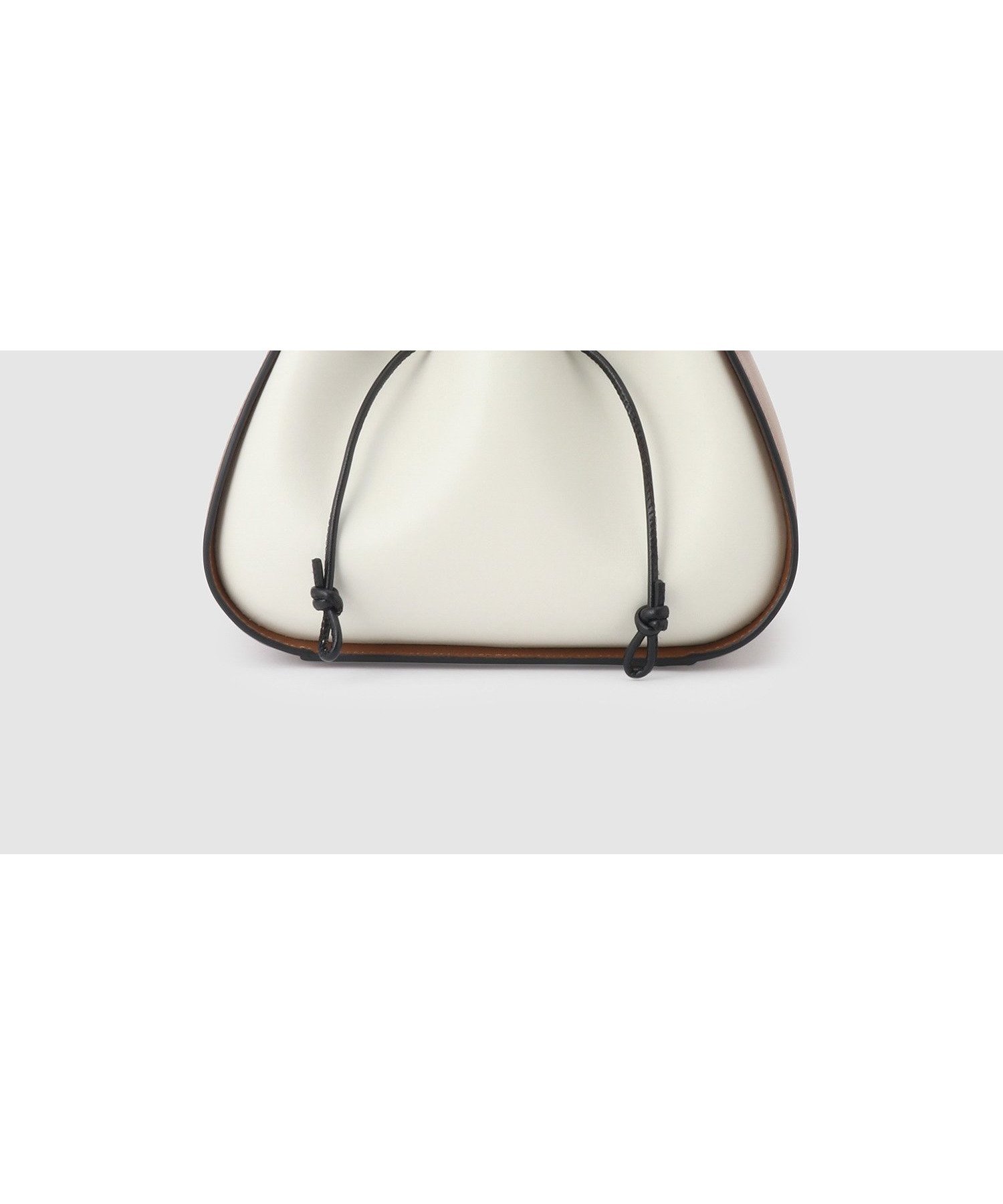 【ロペ/ROPE'】の【24AW新色追加】Amelie Bag (アメリ バッグ)【メディア掲載】【一部店舗限定】 インテリア・キッズ・メンズ・レディースファッション・服の通販 founy(ファニー) 　雑誌掲載アイテム　Magazine Items　ファッション雑誌　Fashion Magazines　インレッド　InRed　オトナミューズ　otona MUSE　ファッション　Fashion　レディースファッション　WOMEN　秋　Autumn/Fall　3月号　March Issue　4月号　April Issue　ショルダー　Shoulder　雑誌　Magazine　定番　Standard　8月号　August Issue　ハンドバッグ　Handbag　フォルム　Form　プリント　Print　ポケット　Pocket　マグネット　Magnet　モチーフ　Motif　冬　Winter　2024年　2024　2024-2025秋冬・A/W　Aw/Autumn/Winter/Fw/Fall/2024-2025　キナリ系(17)|ID: prp329100004069187 ipo3291000000028566407