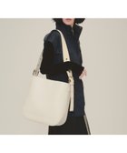 【ジーナシス/JEANASiS】のBig Shoulder Bag 人気、トレンドファッション・服の通販 founy(ファニー) ファッション Fashion レディースファッション WOMEN バッグ Bag おすすめ Recommend ショルダー Shoulder フォルム Form エレガント 上品 Elegant 春 Spring thumbnail オフホワイト|ID: prp329100004069442 ipo3291000000028846655