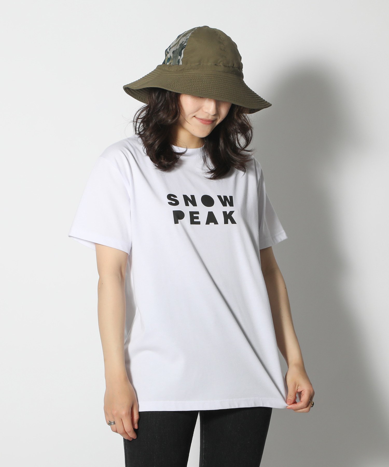 【スノーピーク/SNOW PEAK】のSNOWPEAKER T-Shirt CAMPER インテリア・キッズ・メンズ・レディースファッション・服の通販 founy(ファニー) 　ファッション　Fashion　レディースファッション　WOMEN　トップス・カットソー　Tops/Tshirt　シャツ/ブラウス　Shirts/Blouses　ロング / Tシャツ　T-Shirts　オレンジ　Orange　グラフィック　Graphic　吸水　Water Absorption　人気　Popularity　フィット　Fit　半袖　Short Sleeve　White|ID: prp329100004076531 ipo3291000000027535280