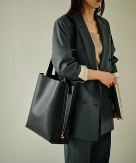 【ロペ/ROPE'】の【A4対応】【通勤】【E POR】Y BAG Shoulder Large(サイドジップショルダーバッグ)【WEB限定/一部店舗限定】【雑誌掲載】 人気、トレンドファッション・服の通販 founy(ファニー) 雑誌掲載アイテム Magazine Items ファッション雑誌 Fashion Magazines バイラ BAILA グロー GLOW ファッション Fashion レディースファッション WOMEN オレンジ Orange 5月号 May Issue サイドジップ Side Zip ショルダー Shoulder シルバー Silver シンプル Simple 雑誌 Magazine 人気 Popularity ハンド Hand ベーシック Basic ポケット Pocket マグネット Magnet ビジネス 仕事 通勤 Business |ID:prp329100004077666