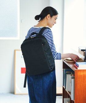 【アフタヌーンティー リビング/Afternoon Tea LIVING】の無重力リュックM 人気、トレンドファッション・服の通販 founy(ファニー) ファッション Fashion レディースファッション WOMEN シンプル Simple ダブル Double ポケット Pocket リュック Ruck Sack ビジネス 仕事 通勤 Business |ID:prp329100004078972