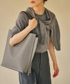 【ロペ/ROPE'】の【A4対応】【E POR】Y BAG Large【通勤】【メディア掲載】 人気、トレンドファッション・服の通販 founy(ファニー) ファッション Fashion レディースファッション WOMEN イエロー Yellow オレンジ Orange サイドジップ Side Zip ショルダー Shoulder シルバー Silver シンプル Simple 人気 Popularity ハンド Hand ポケット Pocket ビジネス 仕事 通勤 Business thumbnail ライトグレー(08)|ID: prp329100004082415 ipo3291000000028624387