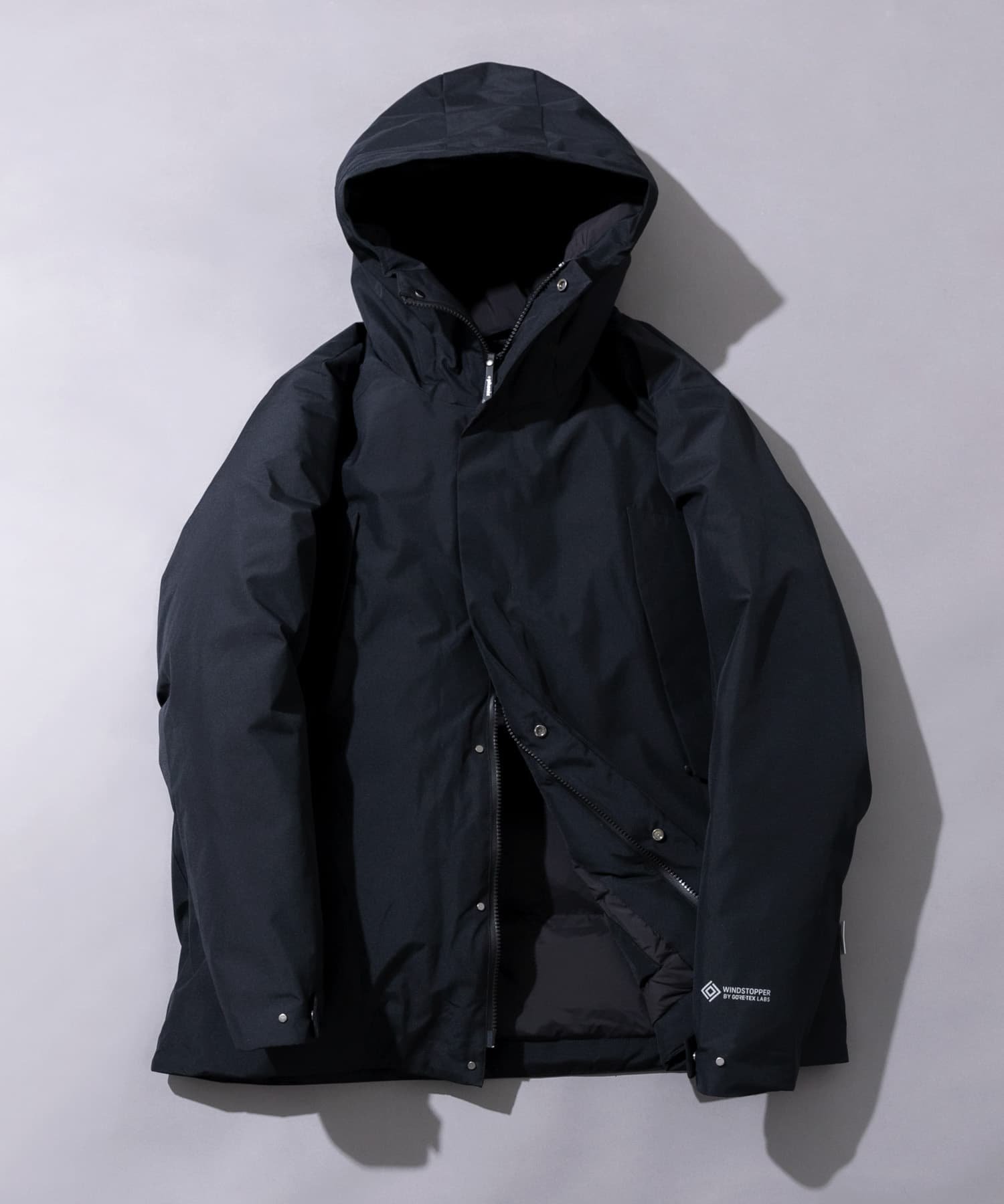 【アーバンリサーチ ロッソ/URBAN RESEARCH ROSSO / MEN】の『別注』+phenix WINDSTOPPER by GORE-TEX LABS ダウンジャケット 人気、トレンドファッション・服の通販 founy(ファニー) 　ファッション　Fashion　メンズファッション　MEN　キルティング　Quilting　軽量　Lightweight　ショート　Short　シンプル　Simple　ジャケット　Jacket　スタイリッシュ　Stylish　ダウン　Down　ドット　Dot　ドローストリング　Drawstring　ファブリック　Fabric　フラップ　Flap　フロント　Front　ポケット　Pocket　別注　Special Order　冬　Winter　今冬　This Winter　おすすめ　Recommend　ビジネス 仕事 通勤　Business　 other-1|ID: prp329100004083751 ipo3291000000028695676