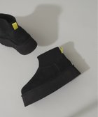 【ビームス ウイメン/BEAMS】の【WEB限定】UGG / W CLASSIC MINI DIPPER 24AW アグ 厚底 ブーツ 人気、トレンドファッション・服の通販 founy(ファニー) ファッション Fashion レディースファッション WOMEN 2024年 2024 2024-2025秋冬・A/W Aw/Autumn/Winter/Fw/Fall/2024-2025 おすすめ Recommend ショート Short ジャケット Jacket スエード Suede スラックス Slacks トレンド Trend 人気 Popularity 厚底 Platforms thumbnail BLACK|ID: prp329100004090744 ipo3291000000028738302