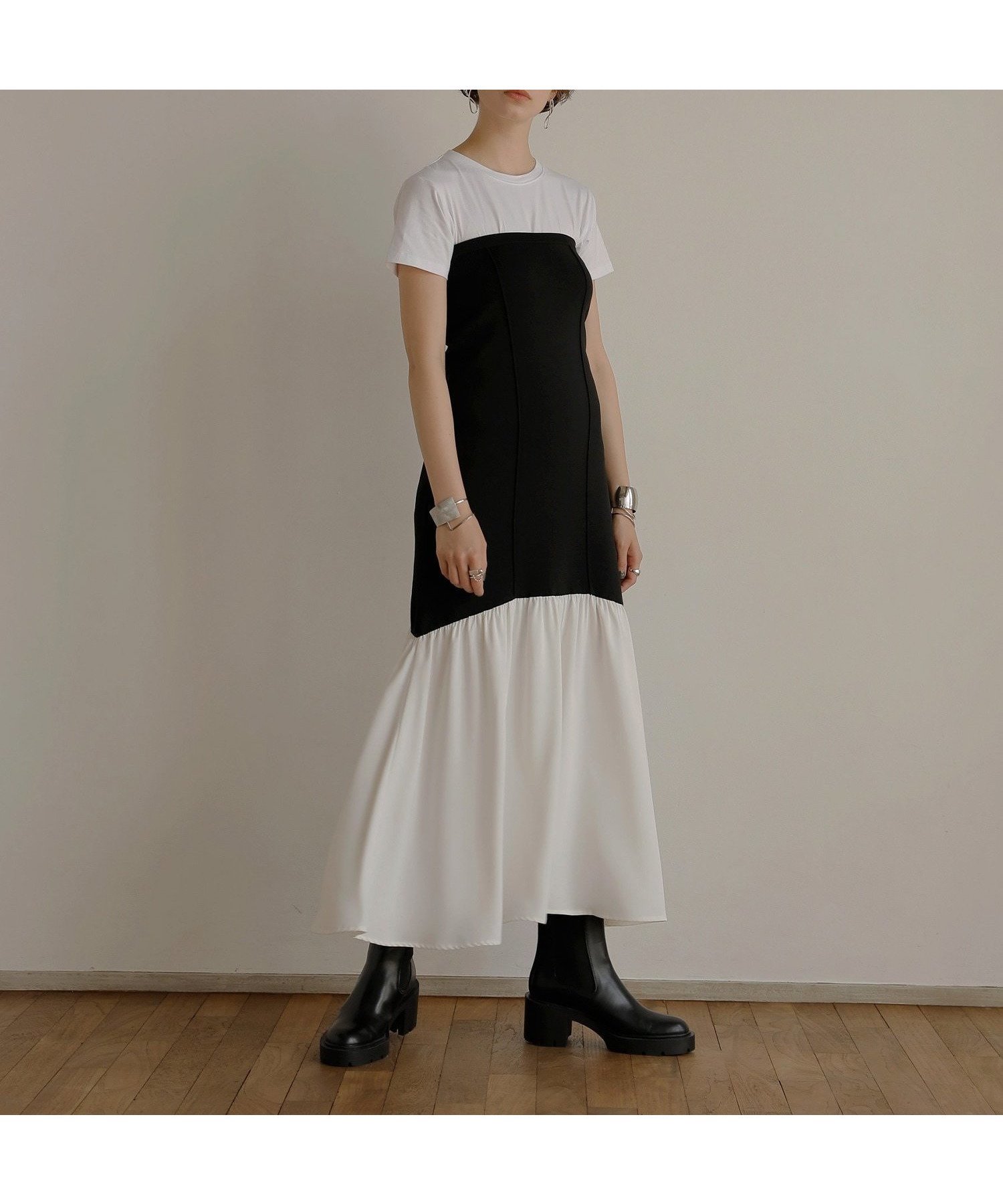 【ミエリインヴァリアント/MIELIINVARIANT】のKnit Mix Bare Dress インテリア・キッズ・メンズ・レディースファッション・服の通販 founy(ファニー) 　ファッション　Fashion　レディースファッション　WOMEN　トップス・カットソー　Tops/Tshirt　ニット　Knit Tops　ワンピース　Dress　ドレス　Party Dresses　おすすめ　Recommend　コンビ　Combination　ドッキング　Docking　ドレス　Dress　ビジネス 仕事 通勤　Business　旅行　Travel　WHITE|ID: prp329100004098940 ipo3291000000028090743