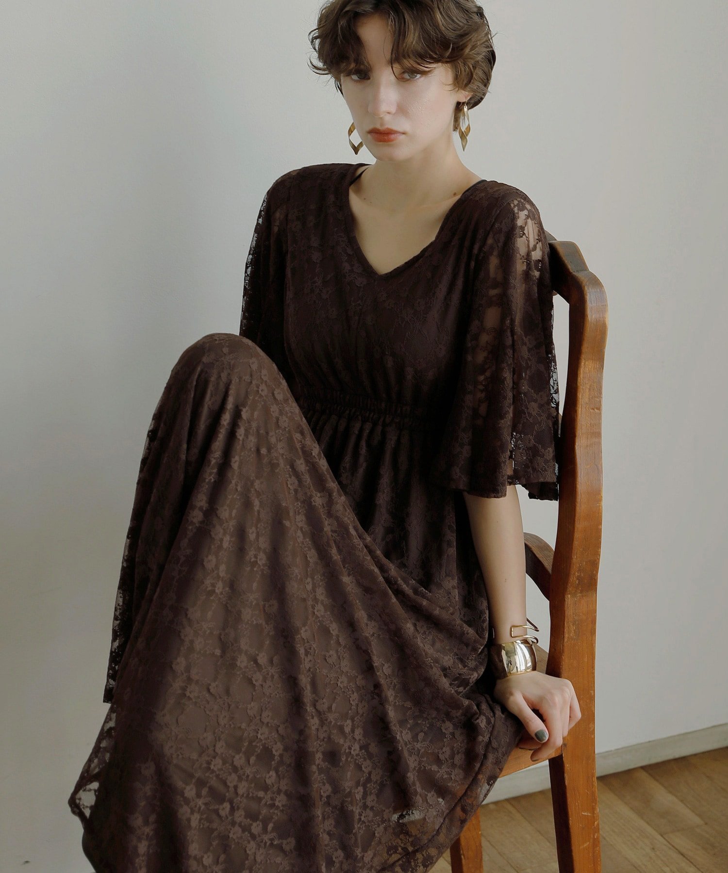 【ミエリインヴァリアント/MIELIINVARIANT】のTuck Lacy Flare Dress インテリア・キッズ・メンズ・レディースファッション・服の通販 founy(ファニー) 　ファッション　Fashion　レディースファッション　WOMEN　ワンピース　Dress　ドレス　Party Dresses　切替　Switching　軽量　Lightweight　ストレッチ　Stretch　スニーカー　Sneakers　スリム　Slim　ドレス　Dress　フレア　Flare　レース　Race　おすすめ　Recommend　旅行　Travel　二次会　Wedding Party　ビジネス 仕事 通勤　Business　BROWN|ID: prp329100004098945 ipo3291000000028090752