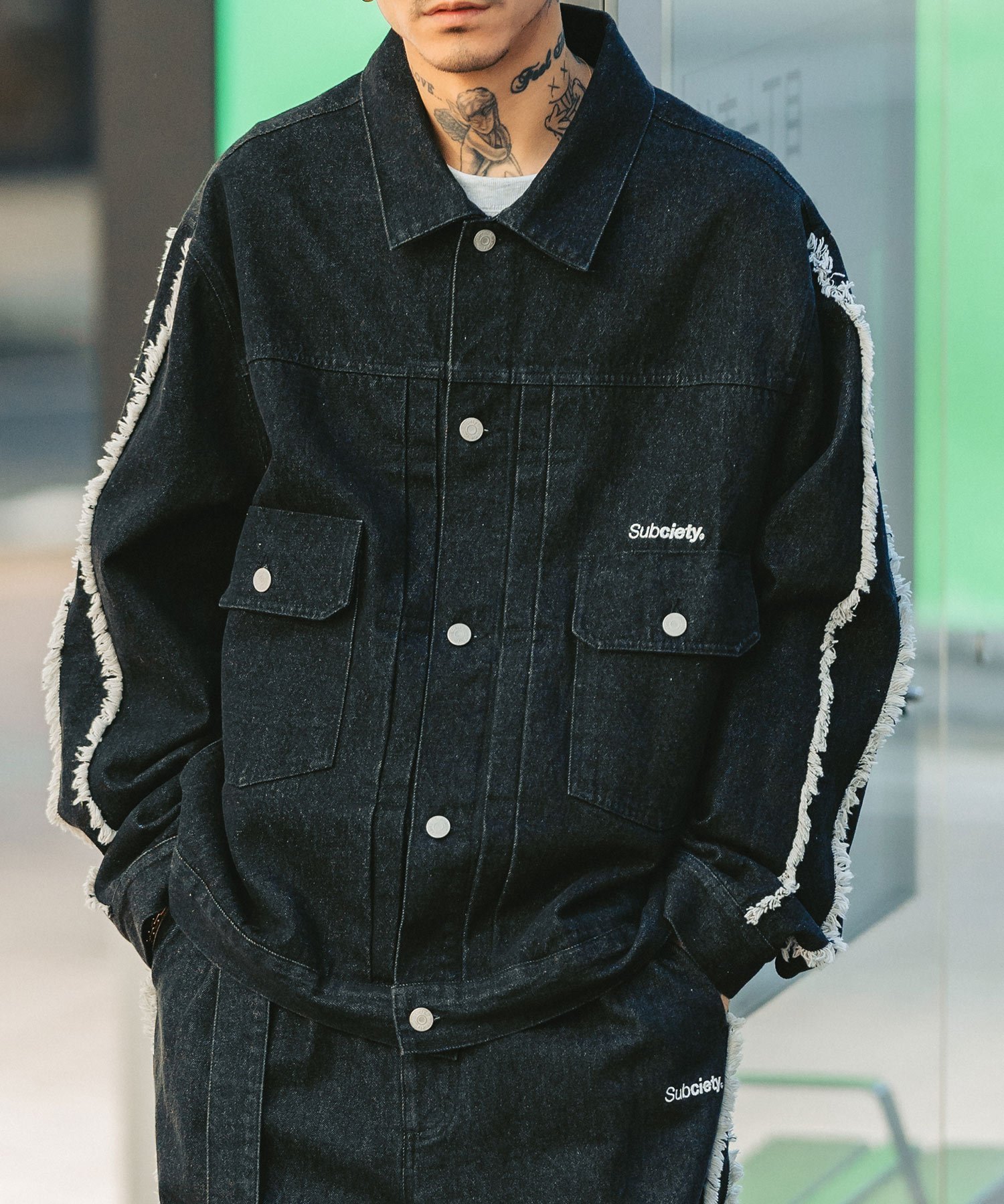 【サブサエティ/Subciety / MEN】のFRINGE DENIM JKT インテリア・キッズ・メンズ・レディースファッション・服の通販 founy(ファニー) 　ファッション　Fashion　メンズファッション　MEN　ジャケット　Jacket　セットアップ　Set Up　デニム　Denim　パッチ　Patch　フリンジ　Fringe　フロント　Front　ポケット　Pocket　再入荷　Restock/Back In Stock/Re Arrival　BLACK|ID: prp329100004100987 ipo3291000000028608046