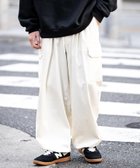 【ロッキーモンロー/Rocky Monroe】のストレッチミリタリーワイドカーゴパンツ 人気、トレンドファッション・服の通販 founy(ファニー) ファッション Fashion レディースファッション WOMEN パンツ Pants カーゴパンツ Cargo Pants シンプル Simple 財布 Wallet ドローコード Draw Cord 定番 Standard バルーン Balloon フィット Fit フラップ Flap フロント Front ベスト Vest ポケット Pocket ミリタリー Military リラックス Relax ルーズ Loose ループ Loop ワーク Work 再入荷 Restock/Back In Stock/Re Arrival おすすめ Recommend エレガント 上品 Elegant thumbnail ホワイト|ID: prp329100004104692 ipo3291000000028938312