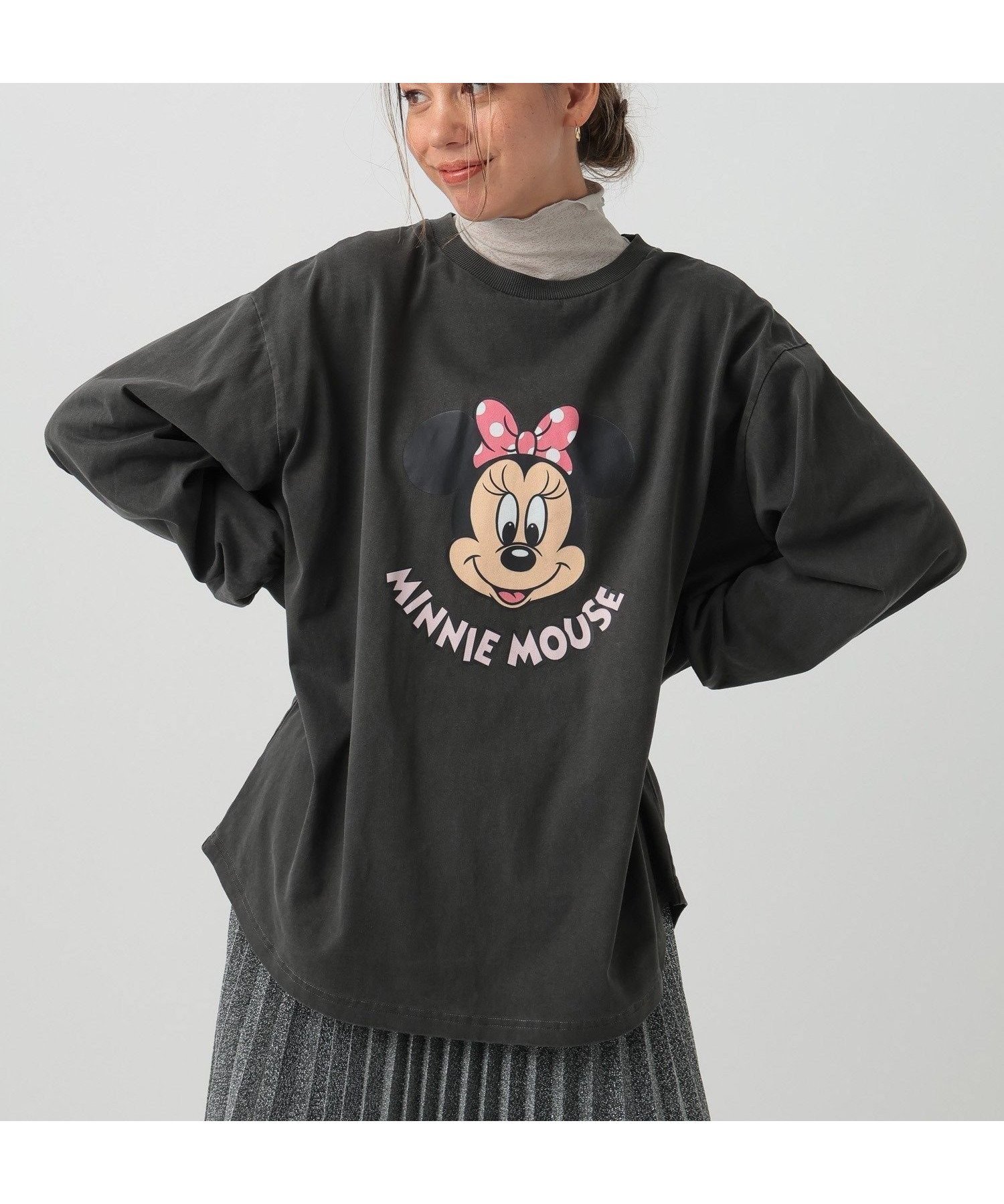 【ベイフロー/BAYFLOW】の【Disney(ディズニー)ミッキー ミニー】ロンT インテリア・キッズ・メンズ・レディースファッション・服の通販 founy(ファニー) 　ファッション　Fashion　レディースファッション　WOMEN　トップス・カットソー　Tops/Tshirt　ロング / Tシャツ　T-Shirts　A/W・秋冬　Aw・Autumn/Winter・Fw・Fall-Winter　おすすめ　Recommend　インナー　Inner　カーディガン　Cardigan　バランス　Balance　プリント　Print　モチーフ　Motif　ラウンド　Round　羽織　Haori　Fミニー18|ID: prp329100004105235 ipo3291000000028948100