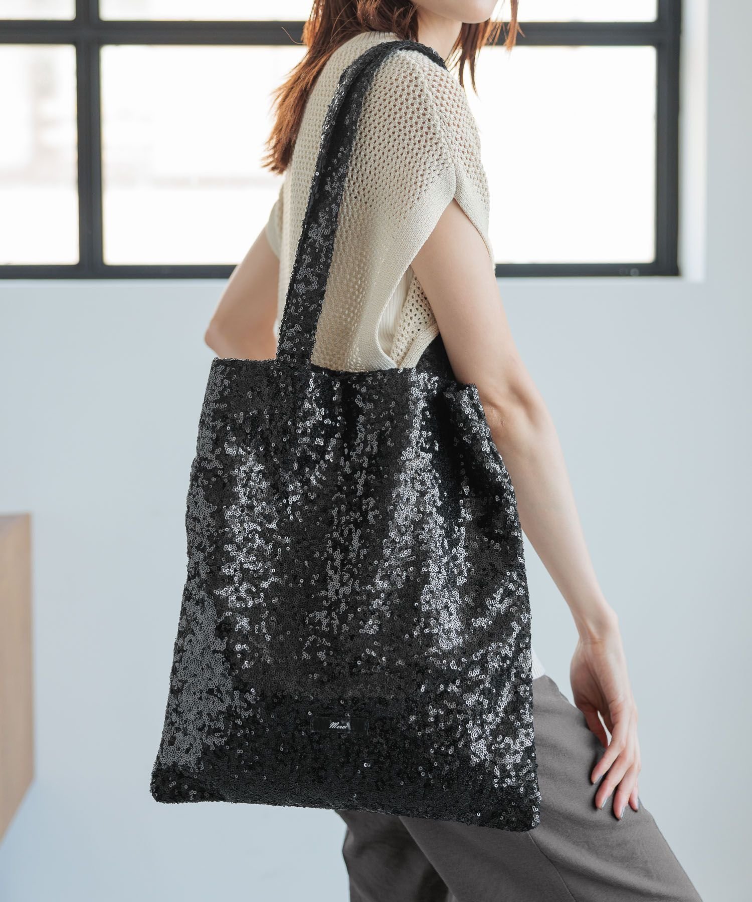 【グローバルワーク/GLOBAL WORK】のスパンコールトートBAG/124081 人気、トレンドファッション・服の通販 founy(ファニー) 　ファッション　Fashion　レディースファッション　WOMEN　バッグ　Bag　シンプル　Simple　スパンコール　Sequins　デニム　Denim　トレンド　Trend　ポケット　Pocket　ランダム　Random　夏　Summer　 other-1|ID: prp329100004109117 ipo3291000000028564340