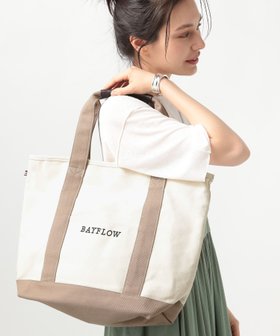 【ベイフロー/BAYFLOW】の旅行やマザーズバッグに ショルダーZIPロゴトート Lサイズ 人気、トレンドファッション・服の通販 founy(ファニー) ファッション Fashion レディースファッション WOMEN バッグ Bag ショルダー Shoulder ポケット Pocket 人気 Popularity 定番 Standard 旅行 Travel |ID:prp329100004116281