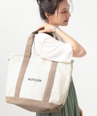 【ベイフロー/BAYFLOW】の旅行やマザーズバッグに ショルダーZIPロゴトート Lサイズ 人気、トレンドファッション・服の通販 founy(ファニー) ファッション Fashion レディースファッション WOMEN バッグ Bag ショルダー Shoulder ポケット Pocket 人気 Popularity 定番 Standard 旅行 Travel thumbnail キナリxベージュ55|ID: prp329100004116281 ipo3291000000029221892