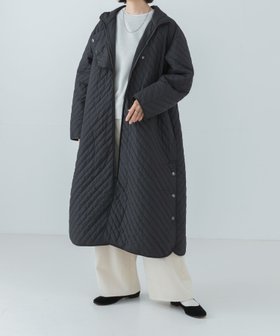 【アーバンリサーチ/URBAN RESEARCH】のスタンドカラーキルティングロングコート 人気、トレンドファッション・服の通販 founy(ファニー) ファッション Fashion レディースファッション WOMEN アウター Coat Outerwear コート Coats 2024年 2024 2024-2025秋冬・A/W Aw/Autumn/Winter/Fw/Fall/2024-2025 A/W・秋冬 Aw・Autumn/Winter・Fw・Fall-Winter 冬 Winter おすすめ Recommend キルティング Quilting スウェット Sweat スタンド Stand スリット Slit タートルネック Turtleneck デニム Denim バイアス Bias パターン Pattern ベーシック Basic ロング Long 定番 Standard |ID:prp329100004119328