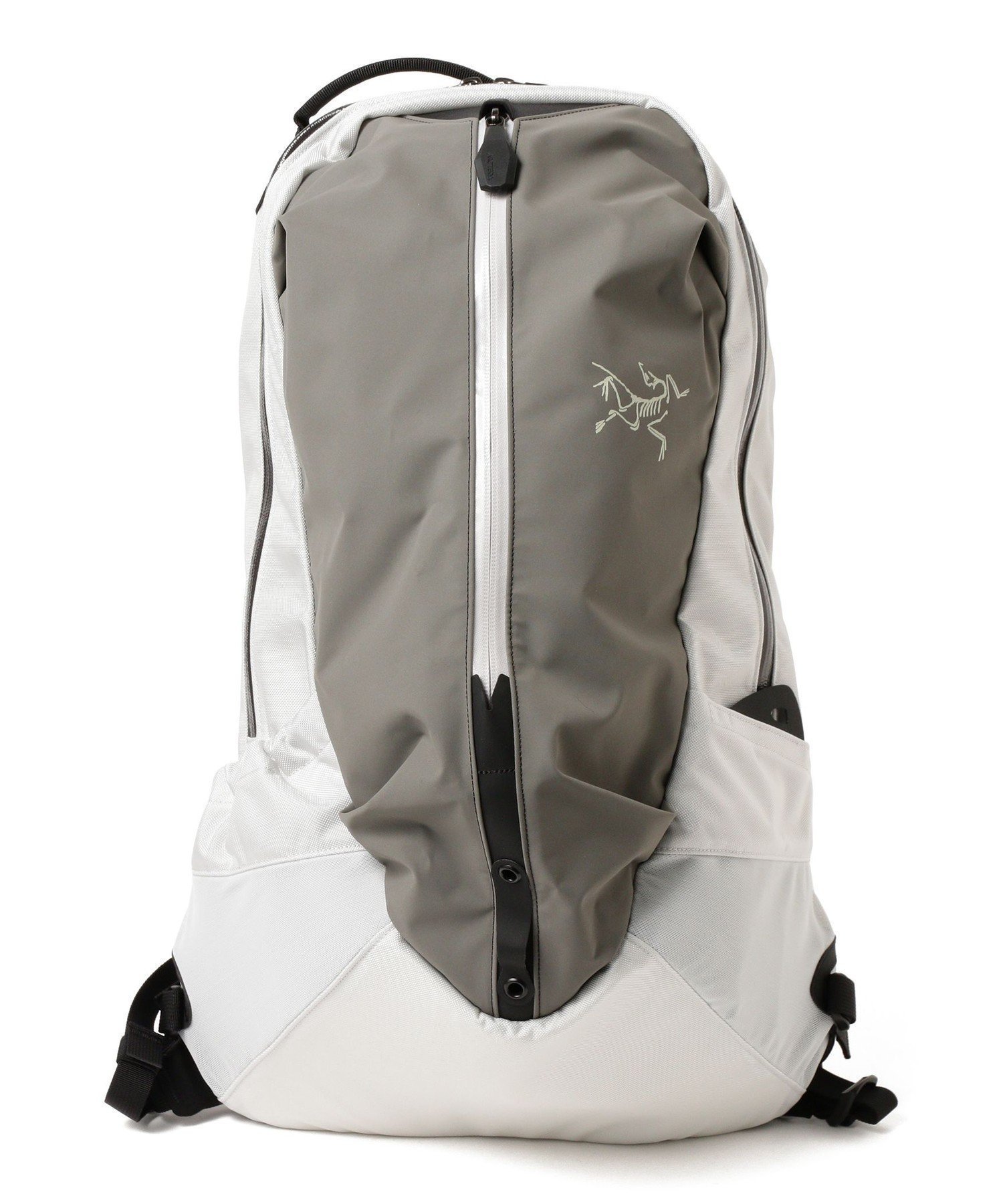 【ビームス/BEAMS / MEN】のARC TERYX / Arro 22 Backpack インテリア・キッズ・メンズ・レディースファッション・服の通販 founy(ファニー) 　ファッション　Fashion　メンズファッション　MEN　スリーブ　Sleeve　ポケット　Pocket　定番　Standard　軽量　Lightweight　Atmos|ID: prp329100004119590 ipo3291000000029417496