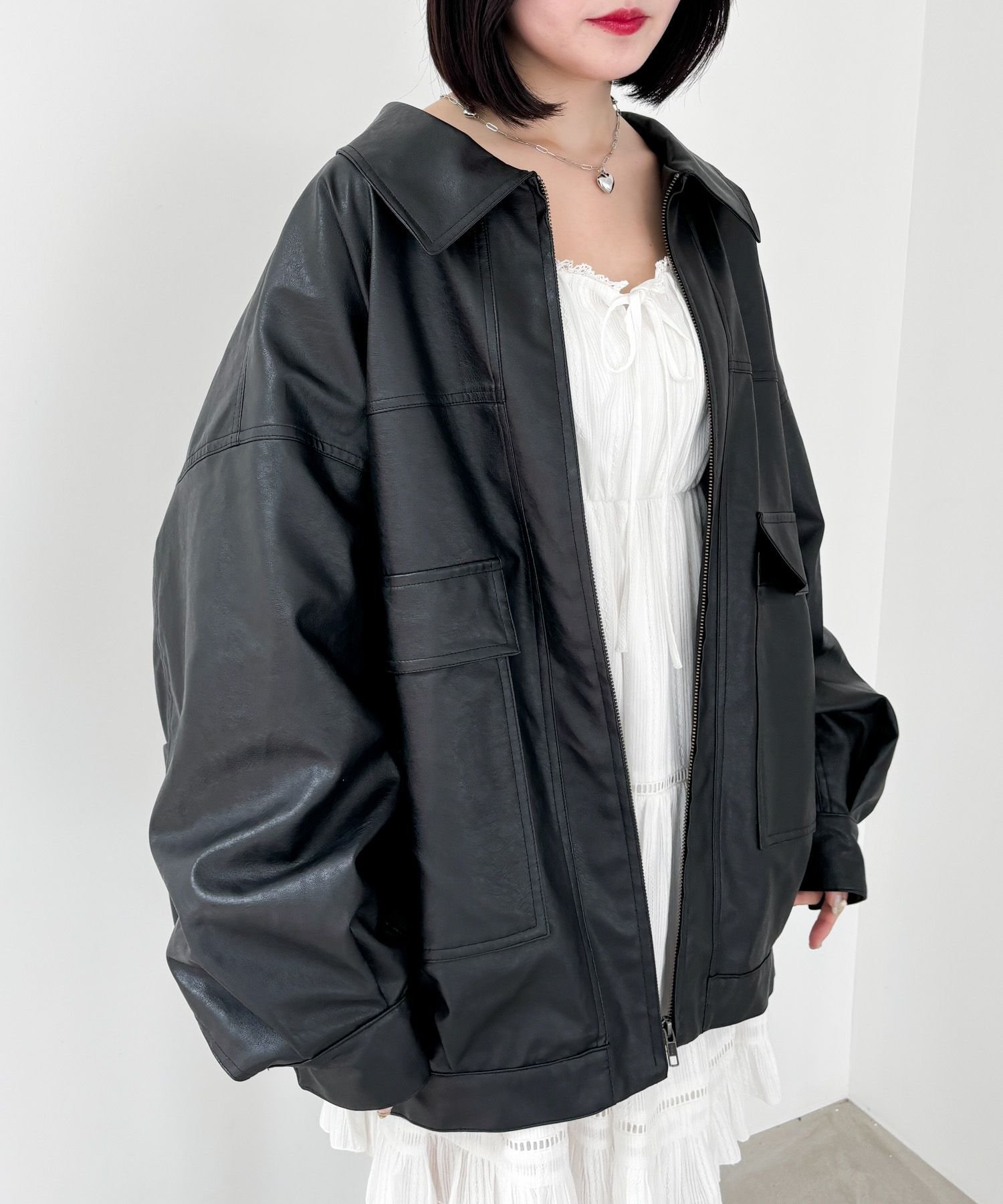 【ヘザー/Heather】のフェイクレザーBIGブルゾン 人気、トレンドファッション・服の通販 founy(ファニー) 　ファッション　Fashion　レディースファッション　WOMEN　アウター　Coat Outerwear　ブルゾン　Blouson/Jackets　おすすめ　Recommend　コンパクト　Compact　スリーブ　Sleeve　フェイクレザー　Faux Leather　ブルゾン　Blouson　ボトム　Bottom　ポケット　Pocket　ヴィンテージ　Vintage　 other-1|ID: prp329100004121072 ipo3291000000029461744