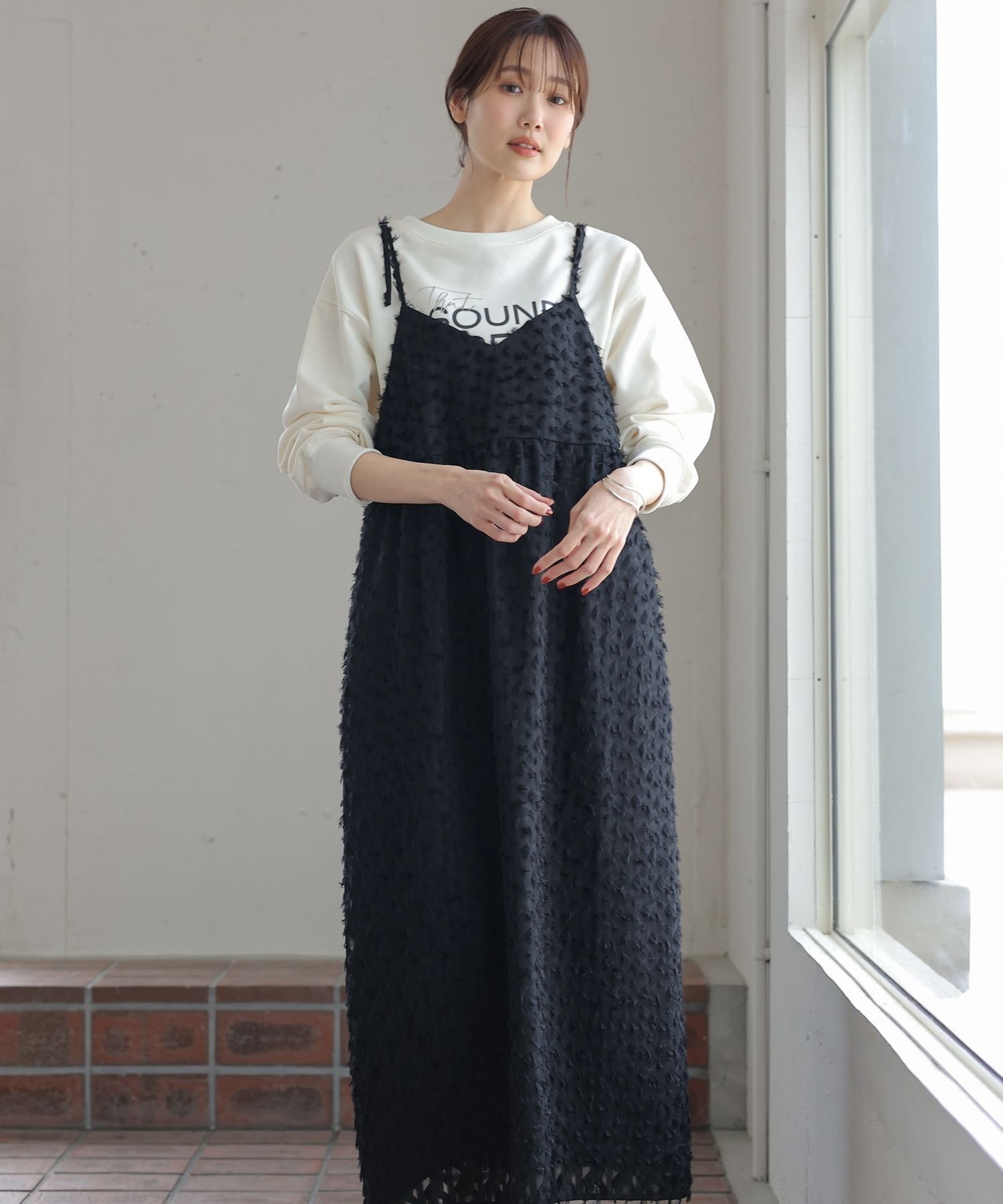 【グローバルワーク/GLOBAL WORK】の2WAYフェザーキャミワンピース/142306 人気、トレンドファッション・服の通販 founy(ファニー) 　ファッション　Fashion　レディースファッション　WOMEN　ワンピース　Dress　キャミワンピース　No Sleeve Dresses　キャミワンピース　Cami Dress　ジャケット　Jacket　ノースリーブ　No Sleeve　フェザー　Feather　ポケット　Pocket　ロング　Long　 other-1|ID: prp329100004122876 ipo3291000000029505822