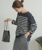 【アーバンリサーチ ドアーズ/URBAN RESEARCH DOORS】のパネルボーダーロングTシャツ 人気、トレンドファッション・服の通販 founy(ファニー) ファッション Fashion レディースファッション WOMEN トップス・カットソー Tops/Tshirt シャツ/ブラウス Shirts/Blouses ロング / Tシャツ T-Shirts 2024年 2024 2024-2025秋冬・A/W Aw/Autumn/Winter/Fw/Fall/2024-2025 A/W・秋冬 Aw・Autumn/Winter・Fw・Fall-Winter 冬 Winter シルケット Mercerization スタイリッシュ Stylish ベーシック Basic ボーダー Border thumbnail NAVY×IVO|ID: prp329100004123136 ipo3291000000028325180