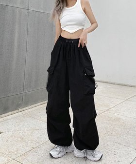 【ミニミニストア/miniministore】のカーゴパンツ ジョガーパンツ レディース 人気、トレンドファッション・服の通販 founy(ファニー) ファッション Fashion レディースファッション WOMEN パンツ Pants 春 Spring カーゴパンツ Cargo Pants クロップド Cropped スポーツ Sports トレンド Trend ドローストリング Drawstring フェミニン Feminine フラップ Flap ポケット Pocket ミリタリー Military ロング Long S/S・春夏 Ss・Spring/Summer 夏 Summer |ID:prp329100004133933