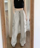 【ミニミニストア/miniministore】のカーゴパンツ ジョガーパンツ レディース 人気、トレンドファッション・服の通販 founy(ファニー) ファッション Fashion レディースファッション WOMEN パンツ Pants 春 Spring カーゴパンツ Cargo Pants クロップド Cropped スポーツ Sports トレンド Trend ドローストリング Drawstring フェミニン Feminine フラップ Flap ポケット Pocket ミリタリー Military ロング Long S/S・春夏 Ss・Spring/Summer 夏 Summer thumbnail ライトグレー|ID: prp329100004133933 ipo3291000000028284190