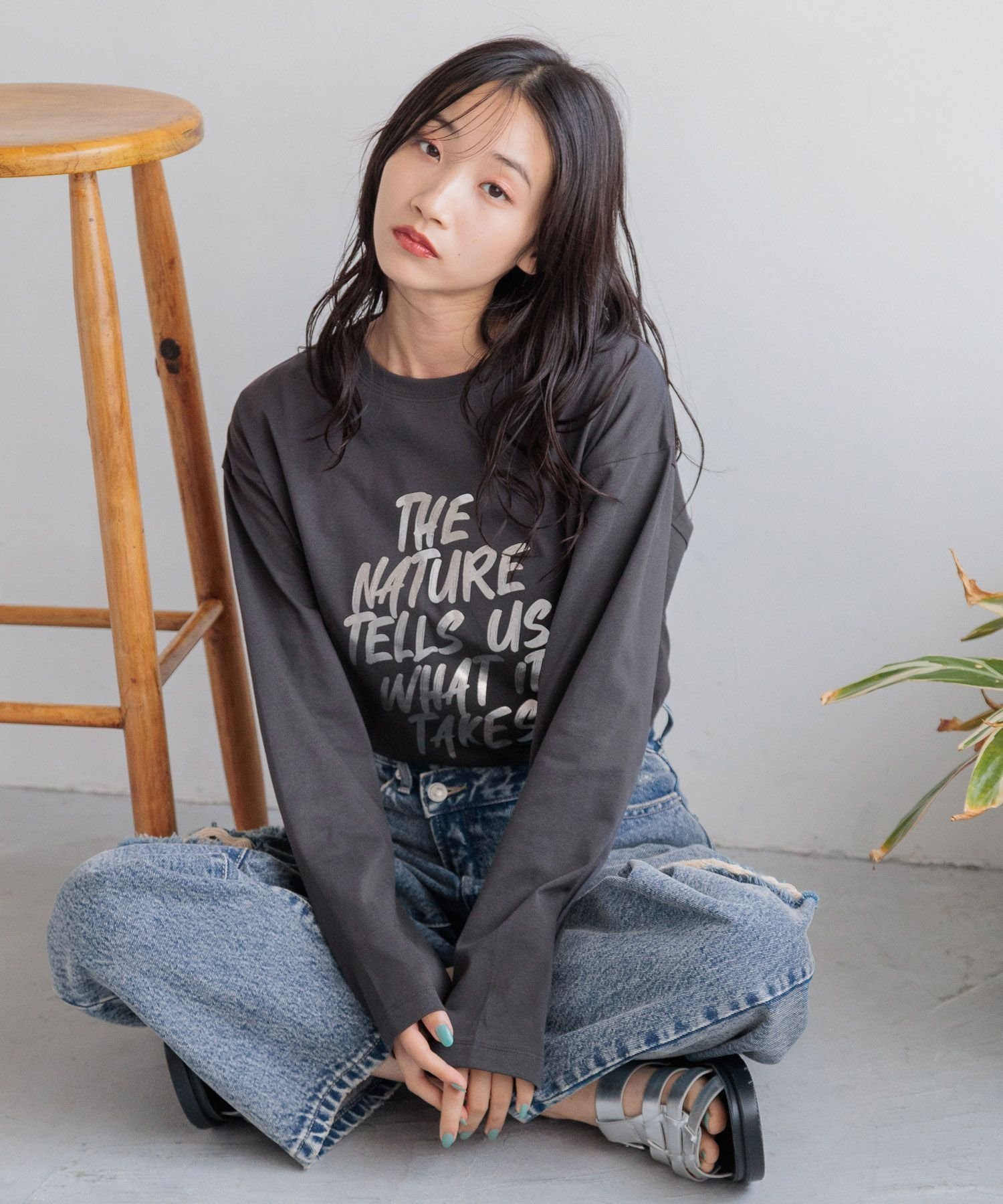 【ローリーズファーム/LOWRYS FARM】のアソートロゴプリントTシャツ 人気、トレンドファッション・服の通販 founy(ファニー) 　ファッション　Fashion　レディースファッション　WOMEN　トップス・カットソー　Tops/Tshirt　シャツ/ブラウス　Shirts/Blouses　ロング / Tシャツ　T-Shirts　おすすめ　Recommend　インナー　Inner　シンプル　Simple　ジャケット　Jacket　ビスチェ　Bustier　プリント　Print　 other-1|ID: prp329100004135166 ipo3291000000028300381