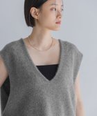 【アパートバイローリーズ/apart by lowrys】の【洗える】チャイニーズラクーンコンVネックベスト 人気、トレンドファッション・服の通販 founy(ファニー) ファッション Fashion レディースファッション WOMEN アウター Coat Outerwear トップス・カットソー Tops/Tshirt ベスト/ジレ Gilets/Vests Vネック V-Neck 洗える Washable 人気 Popularity ベスト Vest おすすめ Recommend thumbnail NEWグレー15|ID: prp329100004136863 ipo3291000000028610724