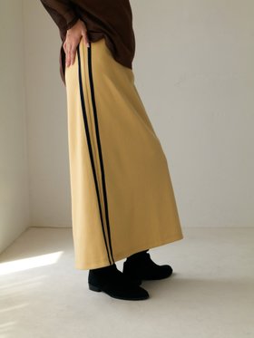 【ブラウンアンドストリート/Brown&Street】のサイドラインタイトスカート 人気、トレンドファッション・服の通販 founy(ファニー) ファッション Fashion レディースファッション WOMEN スカート Skirt イエロー Yellow シンプル Simple タイトスカート Tight Skirt 人気 Popularity フォルム Form おすすめ Recommend エレガント 上品 Elegant |ID:prp329100004138683