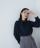 【ナチュラル ビューティー ベーシック/NATURAL BEAUTY BASIC】のパールネックタックブラウス 24AW ネイビー|ID: prp329100004145115 ipo3291000000028905525