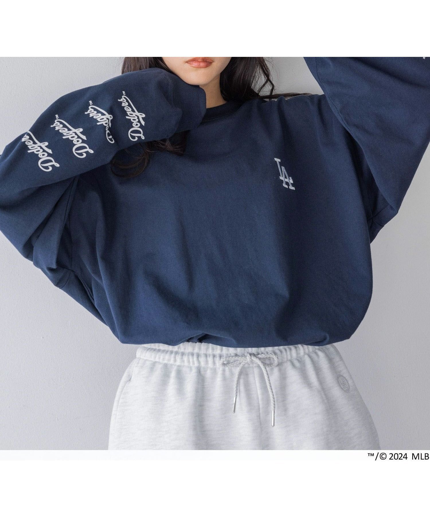 【ローリーズファーム/LOWRYS FARM】の【UNISEX】 MLBシシュウロンT インテリア・キッズ・メンズ・レディースファッション・服の通販 founy(ファニー) 　ファッション　Fashion　レディースファッション　WOMEN　トップス・カットソー　Tops/Tshirt　ロング / Tシャツ　T-Shirts　ユニセックス　Unisex　インナー　Inner　スペシャル　Special　スリーブ　Sleeve　ロング　Long　人気　Popularity　ドジャース88|ID: prp329100004145514 ipo3291000000028567103