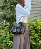 【レトロガール/RETRO GIRL】のポケットショルダーBAG 人気、トレンドファッション・服の通販 founy(ファニー) ファッション Fashion レディースファッション WOMEN バッグ Bag おすすめ Recommend ショルダー Shoulder フェイクレザー Faux Leather ポケット Pocket 秋 Autumn/Fall thumbnail ブラック|ID: prp329100004146115 ipo3291000000028489669