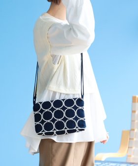 【こども ビームス/コドモ ビームス / KIDS】の【別注】ミナ ペルホネン / tambourine ポーチ New ショルダーバッグ 24AW 人気、トレンドファッション・服の通販 founy(ファニー) ファッション Fashion レディースファッション WOMEN ポーチ Pouches 2024年 2024 2024-2025秋冬・A/W Aw/Autumn/Winter/Fw/Fall/2024-2025 おすすめ Recommend ギフト プレゼント Gift Present ショルダー Shoulder ポーチ Pouch リネン Linen 別注 Special Order 手帳 Pocket Book 旅行 Travel 財布 Wallet |ID:prp329100004147901