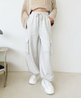 【ナイスクラップ/NICE CLAUP】の裏毛カーゴパンツ 人気、トレンドファッション・服の通販 founy(ファニー) ファッション Fashion レディースファッション WOMEN パンツ Pants 2024年 2024 2024-2025秋冬・A/W Aw/Autumn/Winter/Fw/Fall/2024-2025 おすすめ Recommend カーゴパンツ Cargo Pants コンパクト Compact シューズ Shoes タンク Tank エレガント 上品 Elegant |ID:prp329100004148516