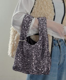 【チャオパニックティピー/CIAOPANIC TYPY】のカラビナ付きスパンコールBAG 人気、トレンドファッション・服の通販 founy(ファニー) ファッション Fashion レディースファッション WOMEN バッグ Bag おすすめ Recommend スパンコール Sequins フォルム Form 再入荷 Restock/Back In Stock/Re Arrival |ID:prp329100004152305