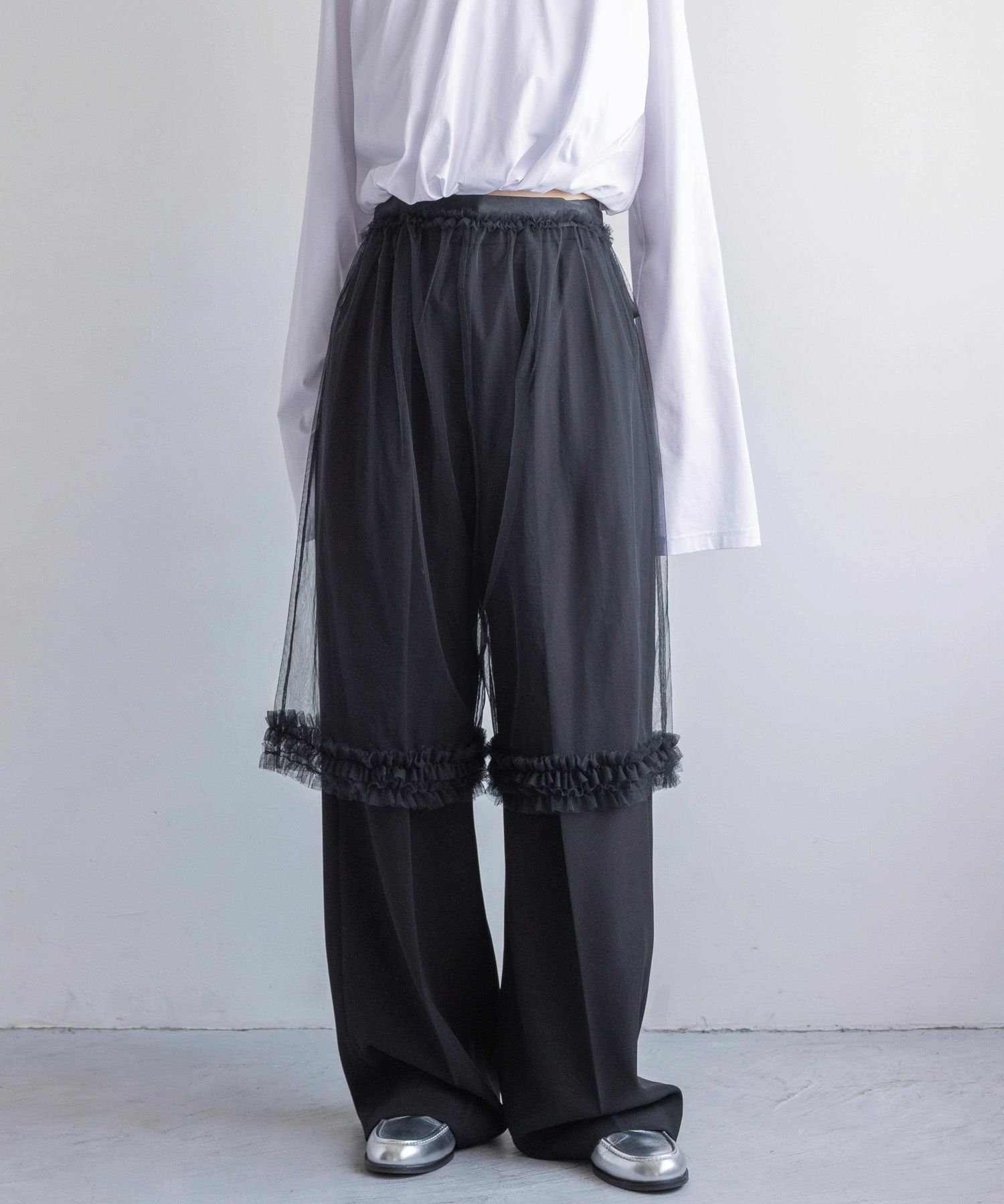 【ローリーズファーム/LOWRYS FARM】の【yuw】チュールハーフパンツ 人気、トレンドファッション・服の通販 founy(ファニー) 　ファッション　Fashion　レディースファッション　WOMEN　パンツ　Pants　ハーフ / ショートパンツ　Short Pants　エアリー　Airy　ショート　Short　トレンド　Trend　バランス　Balance　フリル　Frills　再入荷　Restock/Back In Stock/Re Arrival　 other-1|ID: prp329100004153960 ipo3291000000028612708