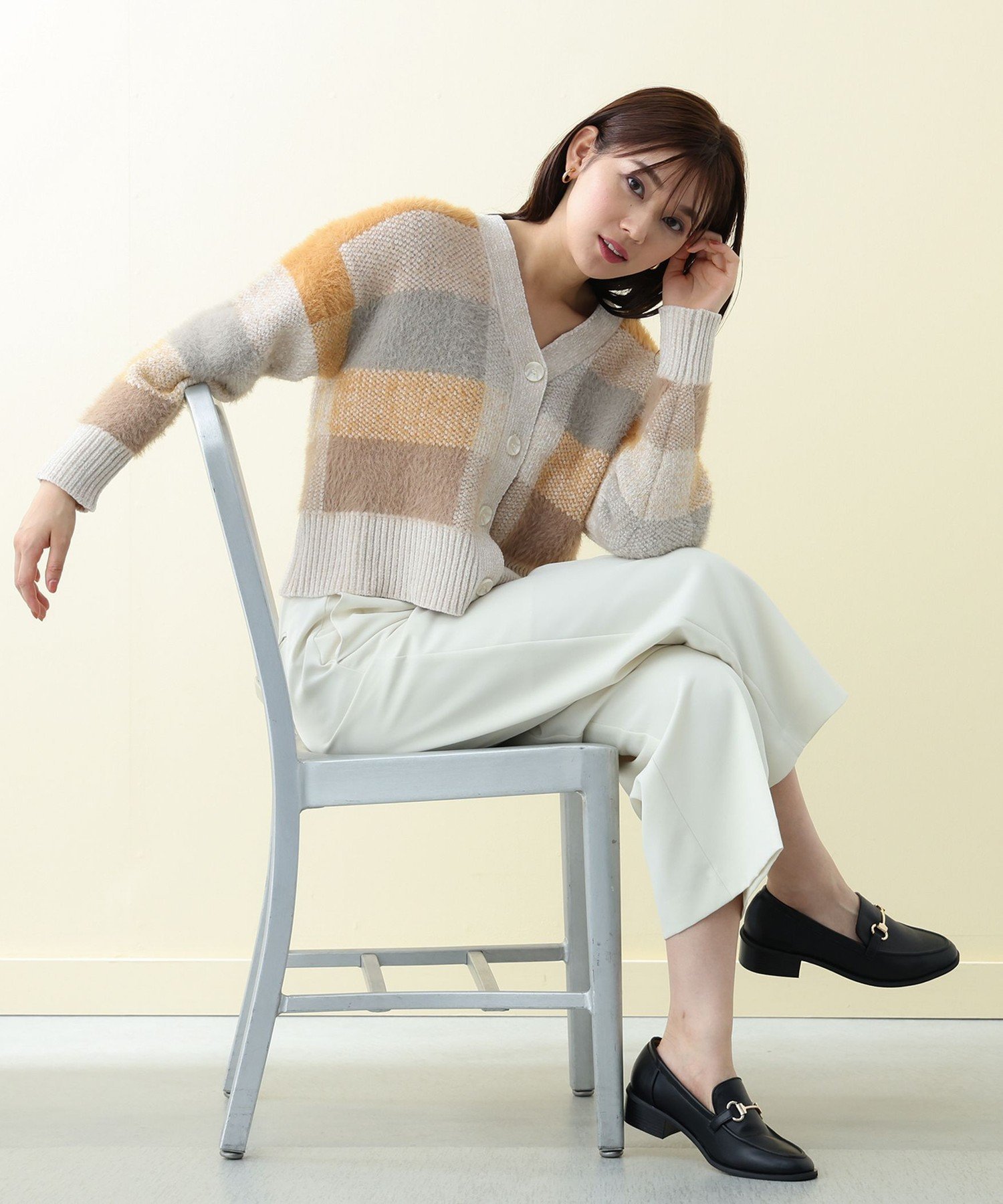 【ビームス ハート/BEAMS HEART】のチェック Vネック カーディガン 24AW 人気、トレンドファッション・服の通販 founy(ファニー) 　ファッション　Fashion　レディースファッション　WOMEN　トップス・カットソー　Tops/Tshirt　カーディガン　Cardigans　Vネック　V-Neck　インナー　Inner　カーディガン　Cardigan　ショート　Short　ストレート　Straight　チェック　Check　デコルテ　Decolletage　トレンド　Trend　バランス　Balance　フレア　Flare　リラックス　Relax　ワイド　Wide　おすすめ　Recommend　2024年　2024　2024-2025秋冬・A/W　Aw/Autumn/Winter/Fw/Fall/2024-2025　 other-1|ID: prp329100004154610 ipo3291000000028624591