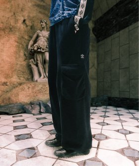 【フォーワンセブン エディフィス/417 EDIFICE】の【UMBRO / アンブロ * PARANOID / パラノイド】BALLON SWEAT CARGO PANTS 人気、トレンドファッション・服の通販 founy(ファニー) ファッション Fashion レディースファッション WOMEN パンツ Pants スポーツ Sports ドローコード Draw Cord バルーン Balloon ポケット Pocket |ID:prp329100004155133