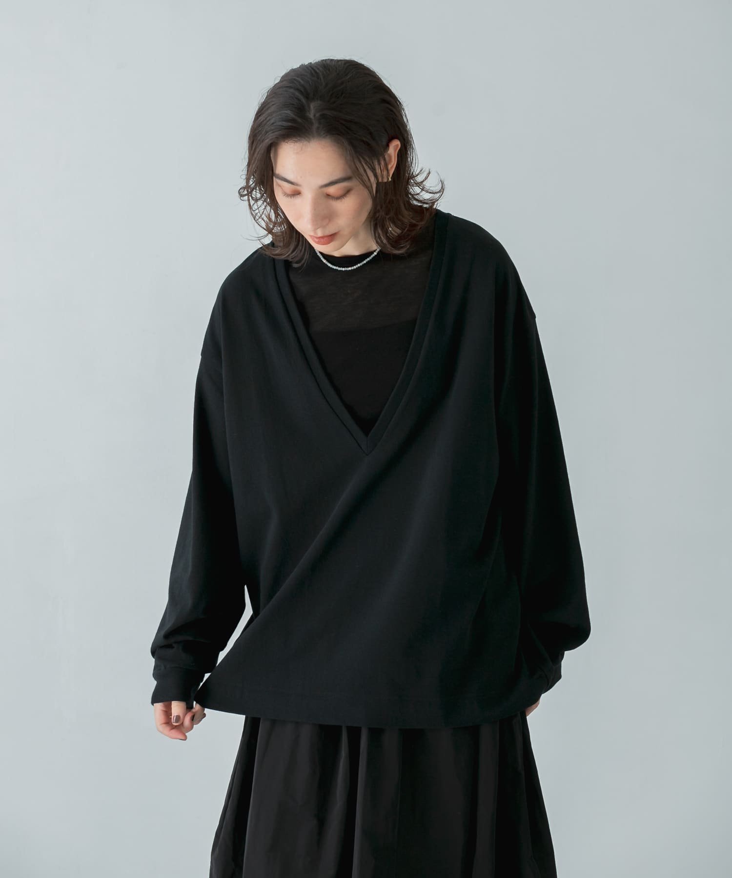 【アーバンリサーチ/URBAN RESEARCH】の深Vネックルーズカットソー インテリア・キッズ・メンズ・レディースファッション・服の通販 founy(ファニー) 　ファッション　Fashion　レディースファッション　WOMEN　トップス・カットソー　Tops/Tshirt　カットソー　Cut and Sewn　Vネック　V-Neck　2024年　2024　2024-2025秋冬・A/W　Aw/Autumn/Winter/Fw/Fall/2024-2025　A/W・秋冬　Aw・Autumn/Winter・Fw・Fall-Winter　冬　Winter　おすすめ　Recommend　インナー　Inner　キャミソール　Camisole　タンク　Tank　ベーシック　Basic　リラックス　Relax　レース　Race　ロング　Long　ワンポイント　One Point　BLACK|ID: prp329100004156282 ipo3291000000028644963