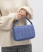 【ラコレ/LAKOLE】のパデットショルダーバッグ 人気、トレンドファッション・服の通販 founy(ファニー) ファッション Fashion レディースファッション WOMEN バッグ Bag キルティング Quilting コンパクト Compact スクエア Square トレンド Trend ハンドバッグ Handbag 今季 This Season thumbnail ブルー|ID: prp329100004157218 ipo3291000000028756939