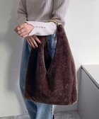 【その他のブランド/Other】の【LE VERNIS/ル・ベルニ】ファースクエアバッグ 人気、トレンドファッション・服の通販 founy(ファニー) ファッション Fashion レディースファッション WOMEN バッグ Bag シンプル Simple スクエア Square スマート Smart 財布 Wallet フェイクファー Faux Fur ポーチ Pouch 2024年 2024 2024-2025秋冬・A/W Aw/Autumn/Winter/Fw/Fall/2024-2025 thumbnail ダークブラウン|ID: prp329100004160758 ipo3291000000028720408