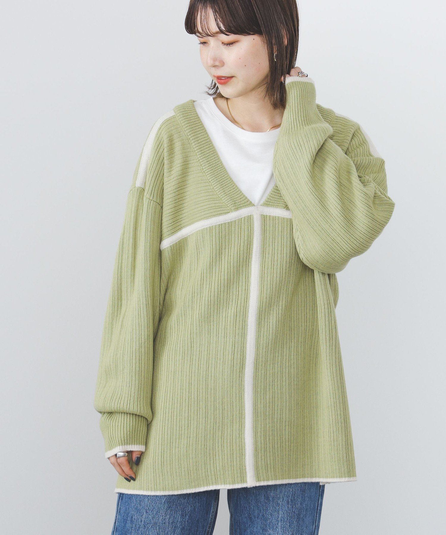 【その他のブランド/Other】のBEAMS HEART / パイピング Vネック ニット 人気、トレンドファッション・服の通販 founy(ファニー) 　ファッション　Fashion　レディースファッション　WOMEN　トップス・カットソー　Tops/Tshirt　ニット　Knit Tops　Vネック　V-Neck　インナー　Inner　カットソー　Cut And Sew　バランス　Balance　パイピング　Piping　 other-1|ID: prp329100004163743 ipo3291000000028759157