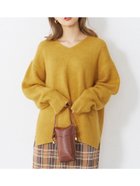 【コカ/COCA】のヤック風フワフワVネックプルオーバーニット Mustard|ID: prp329100004166800 ipo3291000000029138399