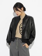 【ヴァン/Vin】のフェイクレザーバックロゴショートブルゾン 人気、トレンドファッション・服の通販 founy(ファニー) ファッション Fashion レディースファッション WOMEN アウター Coat Outerwear ブルゾン Blouson/Jackets バッグ Bag A/W・秋冬 Aw・Autumn/Winter・Fw・Fall-Winter シンプル Simple バランス Balance フロント Front ブルゾン Blouson ボトム Bottom ワイド Wide thumbnail ブラック|ID: prp329100004170848 ipo3291000000028942091